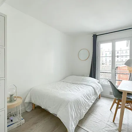Charming 14m In 17th Arrondissement Parigi