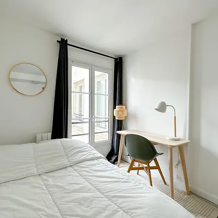 Charming 14m In 17th Arrondissement Parigi